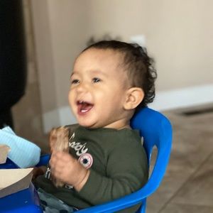 Meet your Posher, Leo